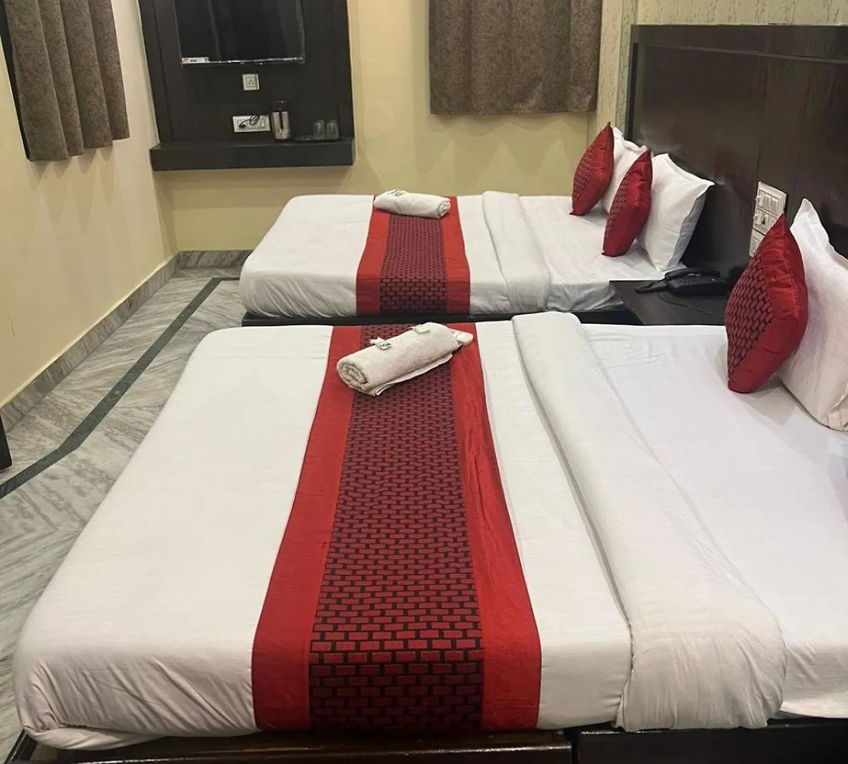 Kashi Heaven Premium Hotel Varanasi