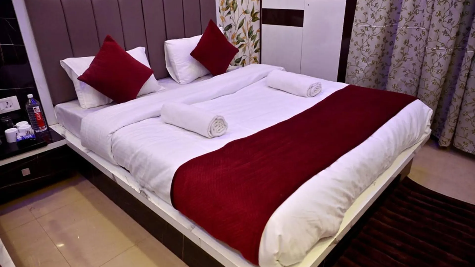 Kashi Heaven Premium Hotel Varanasi