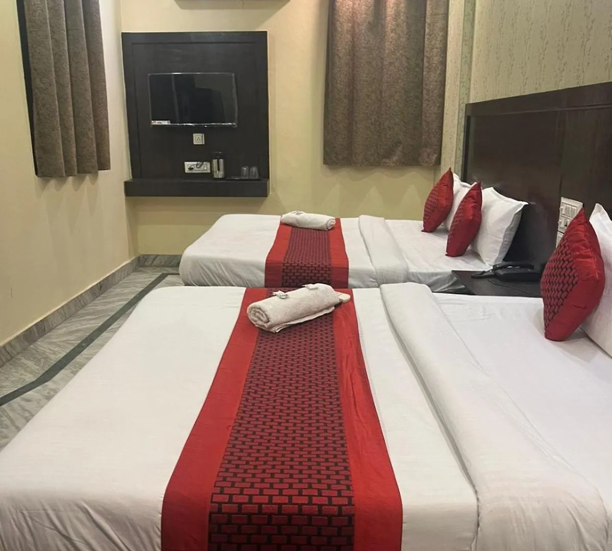 Kashi Heaven Premium Hotel Varanasi